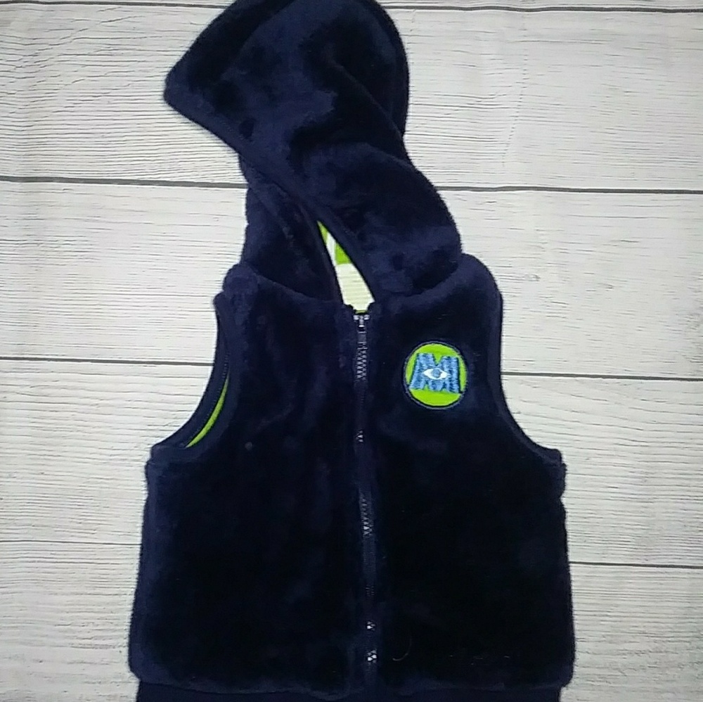 5/$10 Monster's Inc. Fleece Vest size 6m